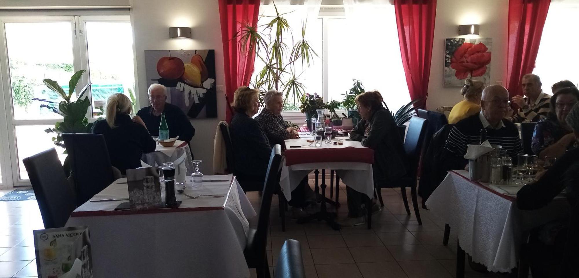 Le Grand Jardin Hotel Aujargues Eksteriør billede