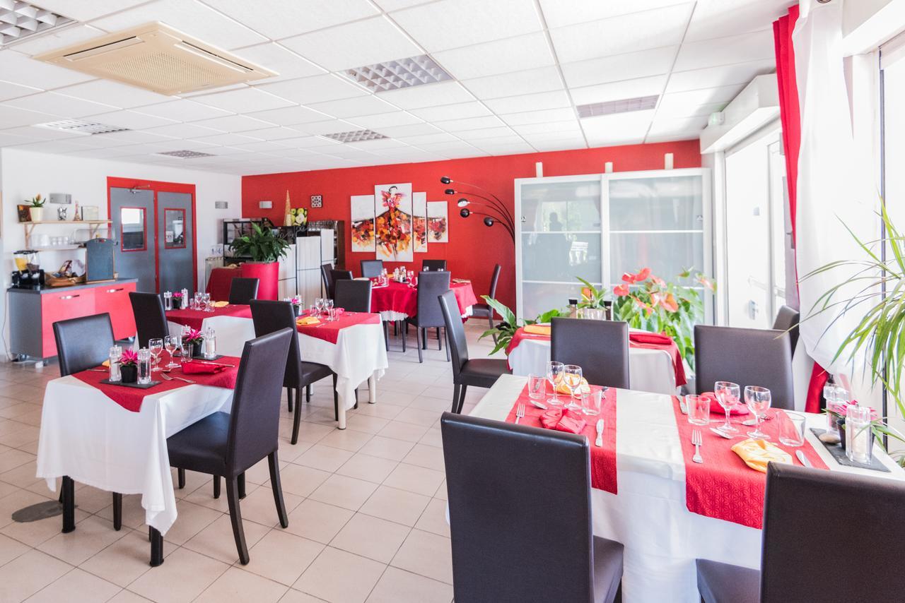Le Grand Jardin Hotel Aujargues Eksteriør billede